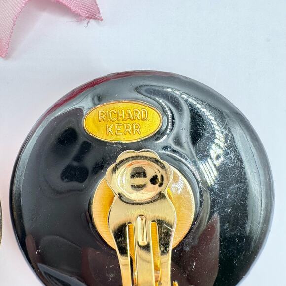 Vintage Richard Kerr Rhinestone Shield Statement Clip On Earrings Signed Sparkly - Picture 6 of 10